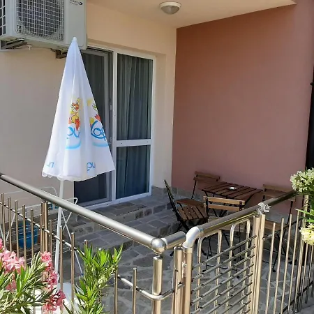 Aparthotel La 2 Zarewo