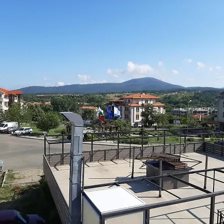 Aparthotel La 2 3*