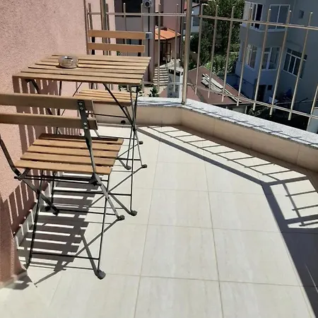 La 2 Aparthotel Zarewo