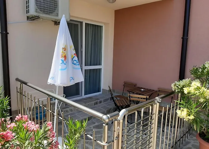 Apartmanhotel La 2 Carevo