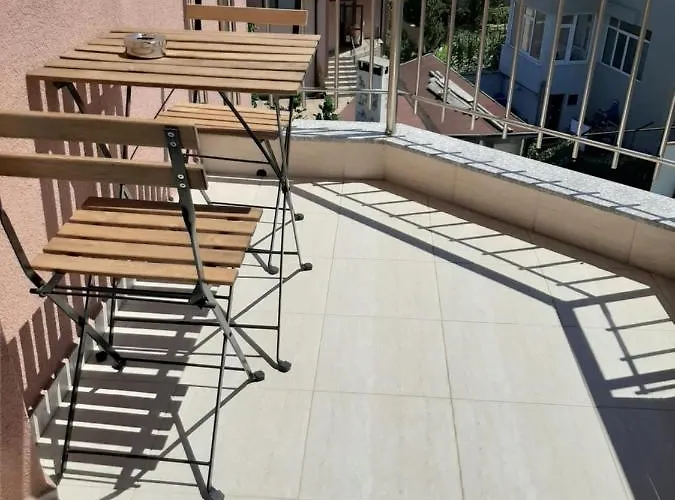 La 2 Aparthotel Zarewo